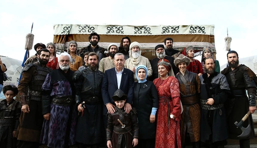 Creating a Suitable Past: From the Turkish History Thesis to Ertuğrul